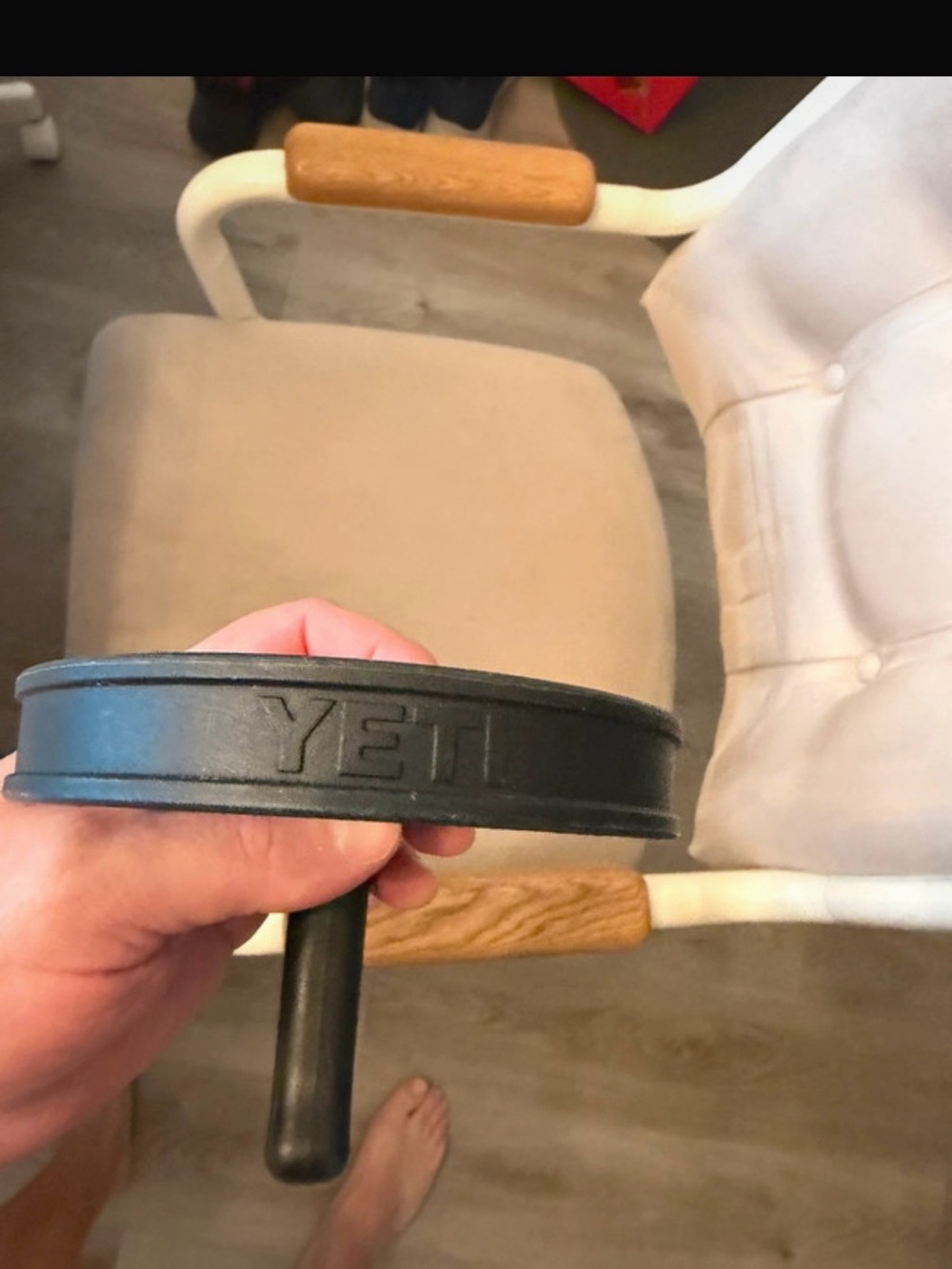 YETI BLACK CUP HOLDER
